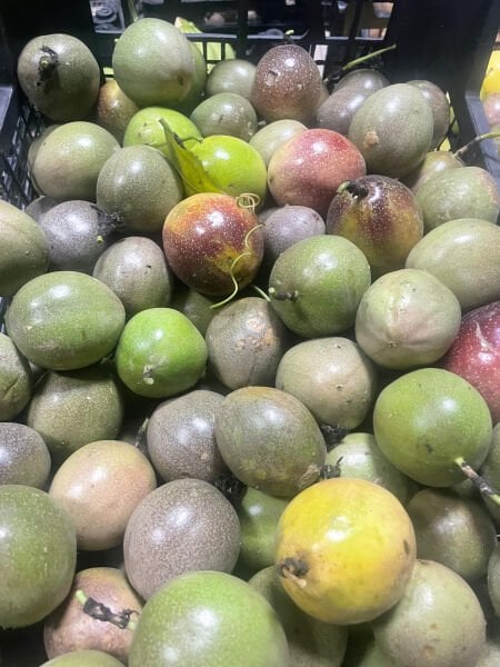 Pasiflora Çarkıfelek Meyvesi 1 Kg Meyve